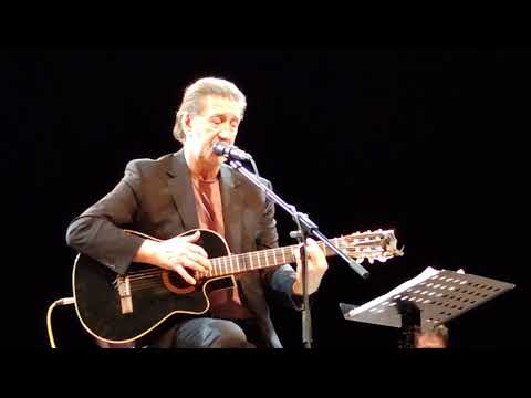 Гитара митяева. Митяев что с нами происходит слушать. Митяев что с нами происходит слушать. Митяев жена. Митяев что с нами происходит слушать.