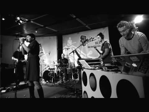 Miloopa - Come And Get Me - Live @ Radio Fritz