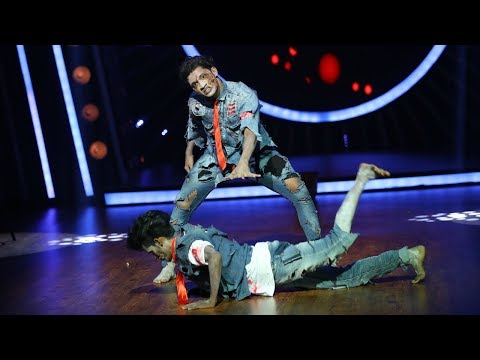 D4 Junior Vs Senior I Vaisakh's Zombie Performance  I Mazhavil Manorama