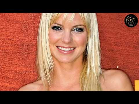 Anna Faris In A Bikini