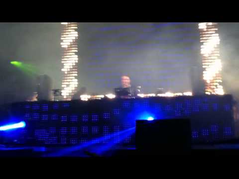 EDX Intro - Kaskade VS. David Guetta - All You Paris (Kaskade Mash Up) - Beyond Wonderland 2012
