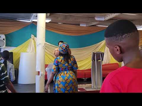 Pst. Bongi Ngwenya - Alikho Igama | Ngizolibonga