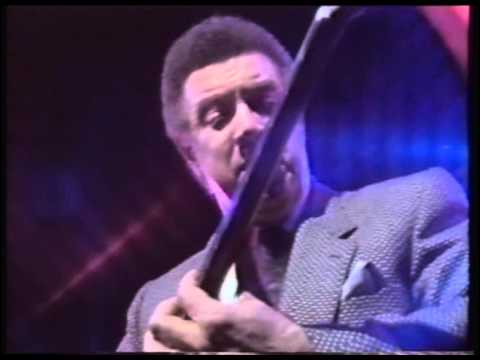 Kenny Burrell - Spring Can Really Hang You Up The Most (jazz guitar)