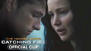 Katniss and Peeta Kiss On the Beach | The Hunger Games: Catching Fire