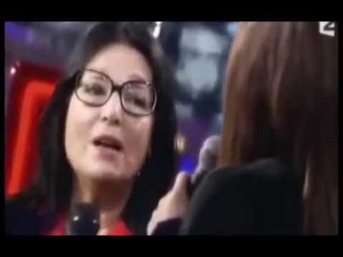 Nana Mouskouri & Helena Paparizou  -  Kokkino Garifallo  -  In Live -