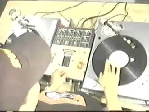 Scratching Demonstration w/ MixMaster Mike