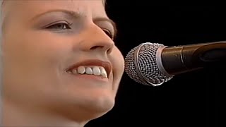 DOLORES O&#39;RIORDAN empty SUBTÍTULOS en ESPAÑOL the cranberries