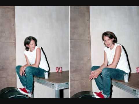 Chloè - No One Can Be   Album:The Waiting Room (2007)