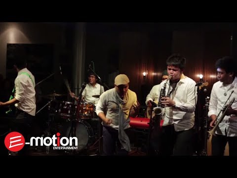 Tompi - Selalu Denganmu (Live @RW Lounge Jakarta)