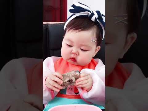 Sóc chuột nhỏ Siyu ăn ngon miệng, đáng yêu - Baby China - Tiktok Trung Quốc Chanel #1