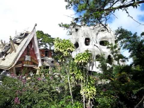 Crazy House (Hang Nga Guesthouse) in Dal