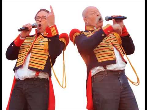 1e 2004 Paul & Leo - Twieëmoal aafgezeëg