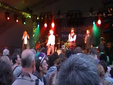 Little Axe - Time Has Come. Womad 2010.flv