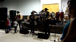 Rojo Norteño- El papa de los pollitos