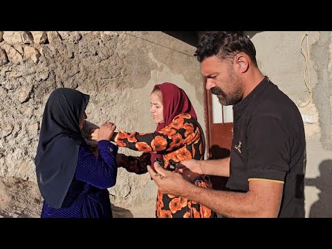 Muhammads Mutter untersucht den gefälschten Test ihres Enkels.