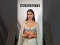 Kriti Sanon Hot Vertical Cleavage