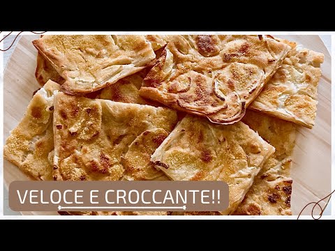 SCHIACCIATA SENZA LIEVITAZIONE | Saporita e croccante con patate e cipolle | Super veloce da fare!!!