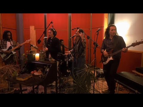 LUSCIA JANE - “Losing My Ego” | Tiny Desk Contest Submission