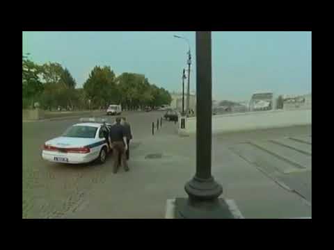 Ford Crown Victoria [P71] 1995 in the series "Kamenskaya-3" (2003)