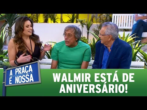 Walmir está de volta e fazendo aniversário | A Praça É Nossa (16/11/17)