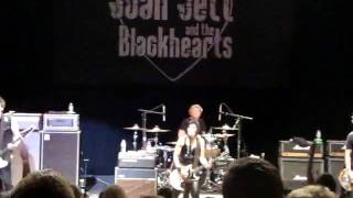 Joan Jett and the Blackhearts - &quot;I Love Rock and Roll&quot;  7/16/09