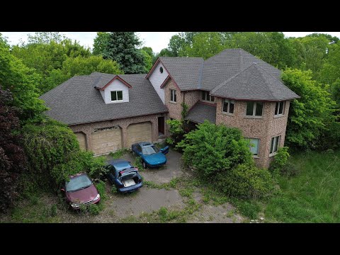 ABANDONED 1980s time capsule mansion FROZEN IN TIME! (EVERYTHIN LEFT BEHIND)