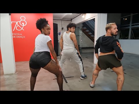 EU REBOLO SIM - MC Branquinha (Coreografia tiktok) funk love