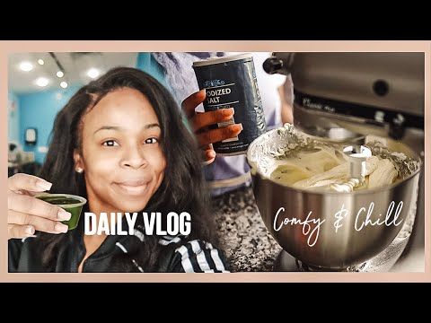 Daily MINI  VLOG: Baking a cake, Running Errands During this time