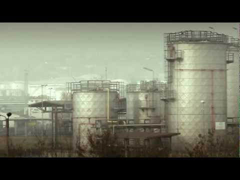 Klub Filmowy OFF - Rafineria w oku kamery