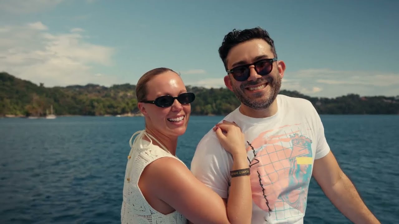 Abby + Parker - La Mariposa's Hotel • Mil Besos - Costa Rica