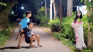 Download lagu Prank Hantu Lucu Paling Viral || Prank Pocong Prank Kuntilanak - Funny Ghost Prank mp3