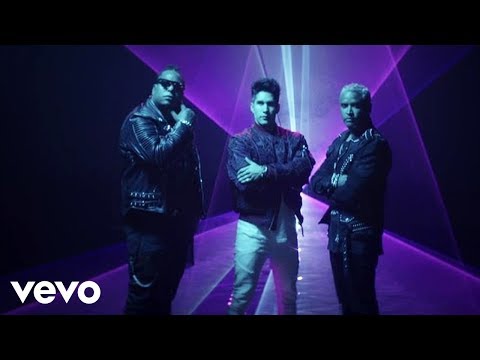 Chyno Miranda, Zion & Lennox - Hasta El Ombligo (Video Oficial)