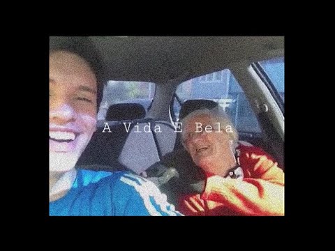 A Vida É Bela video