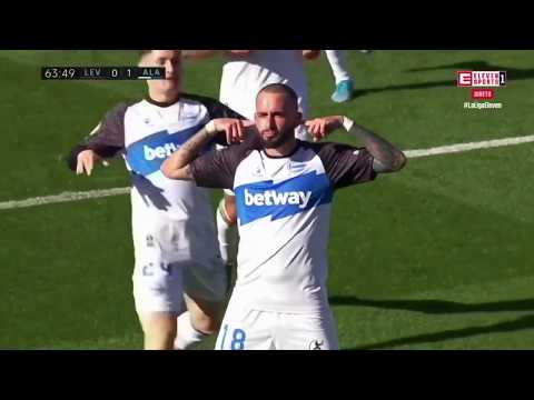 Aleix Vidal goal vs Levante  [Made By LaLiga]