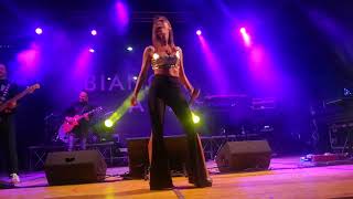 Ora esisti solo tu -  Bianca Atzei [Montattico (FR), 16 agosto 2018] Live