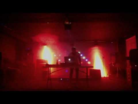 Zela Boiler Room Set