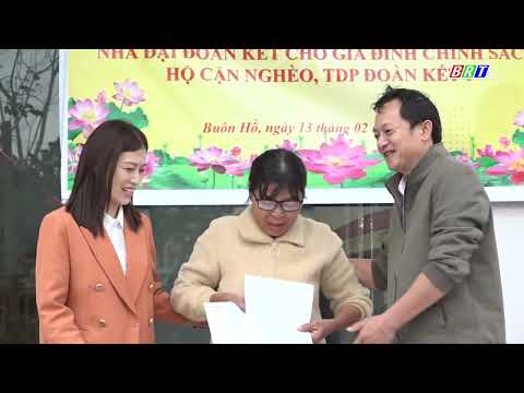 uy-ban-mttq-viet-nam-phuong-buon-ho-ban-giao-nha-dai-doan-ket-truoc-them-xuan-moi