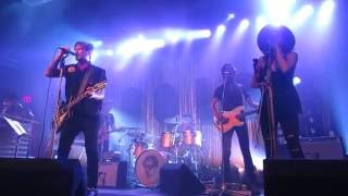 Butch Walker featuring Suzanne Santo Pretty Melody  LIVE Full song  Detroit  9-9-16