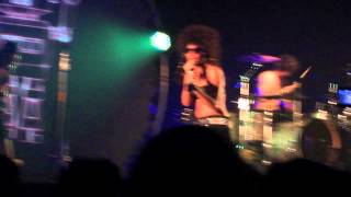 Shaka Ponk - Brunette Localicious (Live)