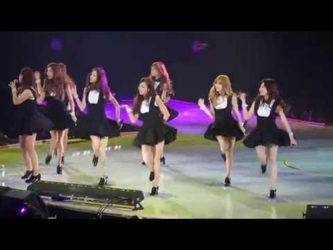Girls Generation performs Mr Mr and Genie at Kcon #SNSD HD 1080p