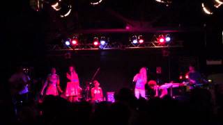 Tilly and the Wall - Tall Tall Grass