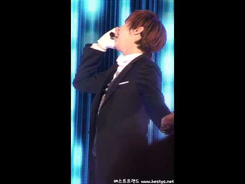 110730 Young Saeng focus - Let It Go @Mnet Superconcert (cr. BestYS)