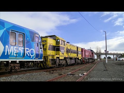 SSR P14 & T363 / Metro Trains Melbourne Xtrapolis Transfer - PoathTV Australian Railways