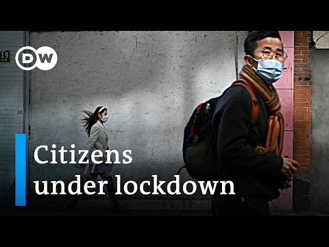 Coronavirus: China bans citizens from leaving their homes | DW News