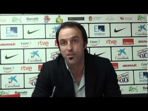 Fase de Ascenso 2013. Día 2. Rueda de prensa Universitario de Ferrol. Cristina Pedrals y Lino López