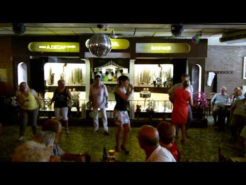 Abba mix romina de baerdemaeker dancing de parasol