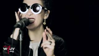 Kristin Kontrol - "Smoke Rings" (Live at WFUV)