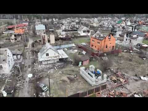 War in Ukraine Аэросъемка села Мощун, где произошла одна из ключевых битв за Киев.