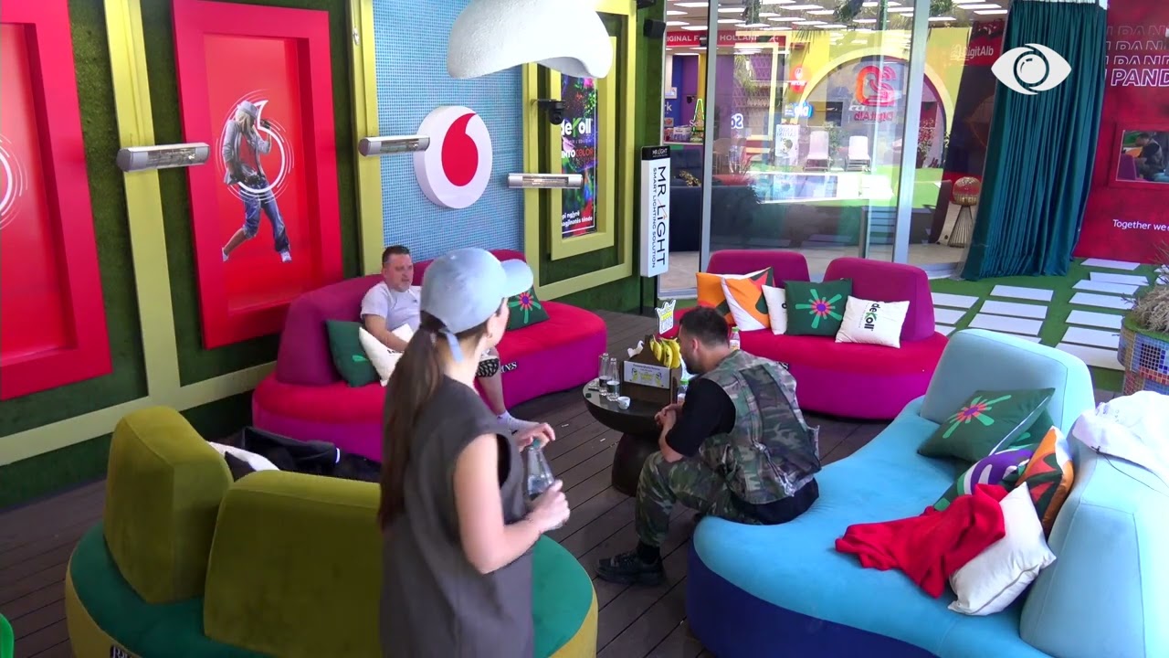 Je përdorur, debat mes Julit dhe Meritonit: Që prej fillimit...