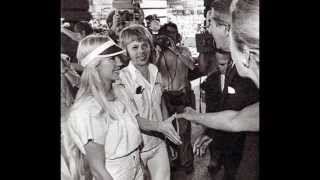 'DUM DUM DIDDLE'  ABBA